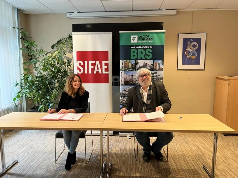 Photo signature Sifae