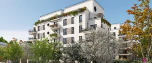 façade d'un immeuble blanc